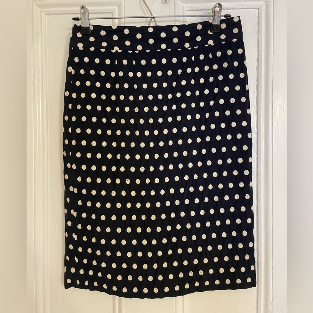 Banana Republic polka dot skirt, size 2